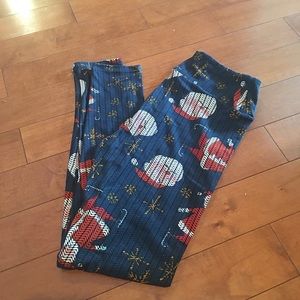 LulaRoe Christmas leggings